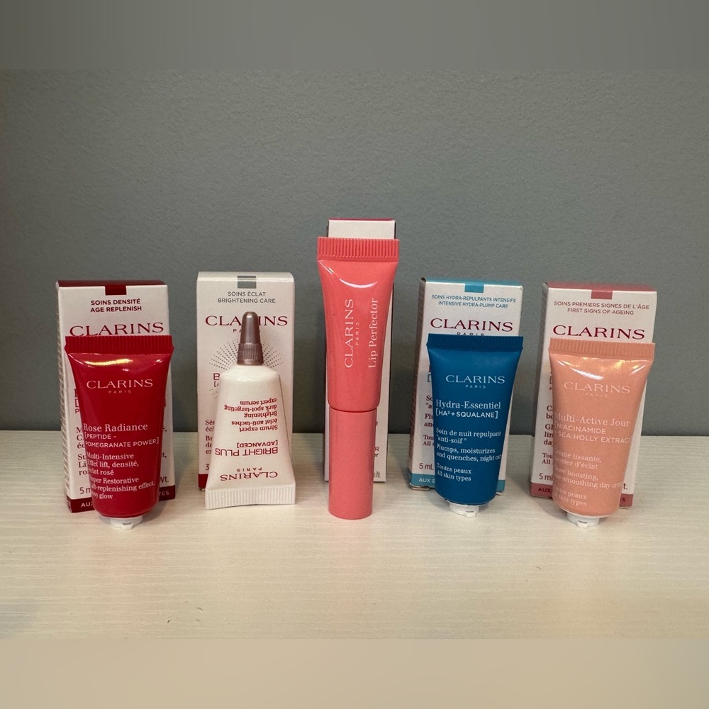 ❤️Clarins Minis Bundle - Picture 2 of 2